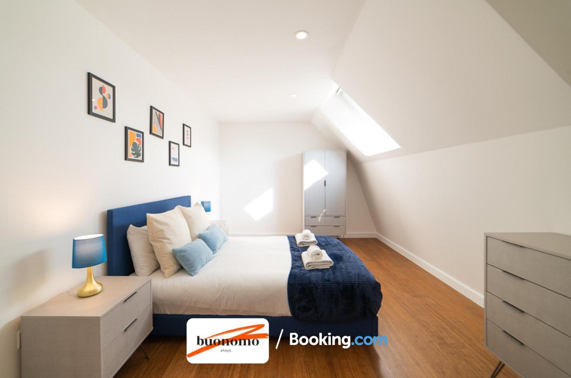 Two Bedroom Apartment At Buonomo Stays Short Lets & Serviced Accommodation London Exteriör bild